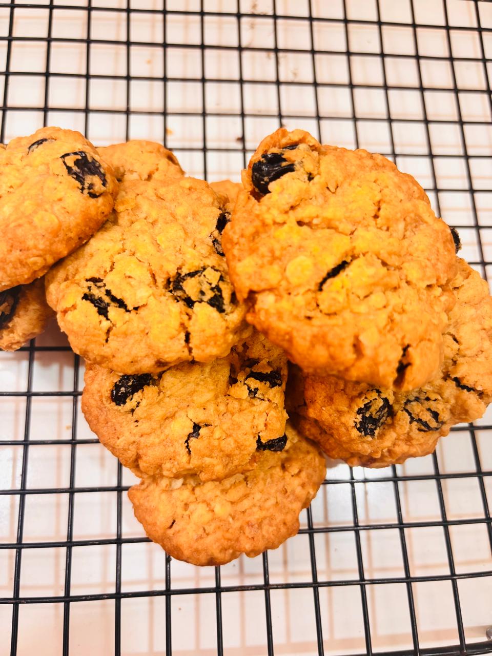 Honey Oats Cranberry Cookies